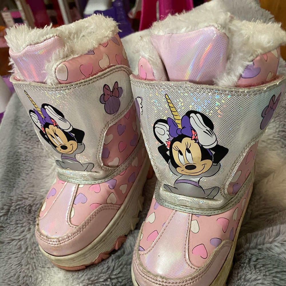 Minnie Mouse Snow boots